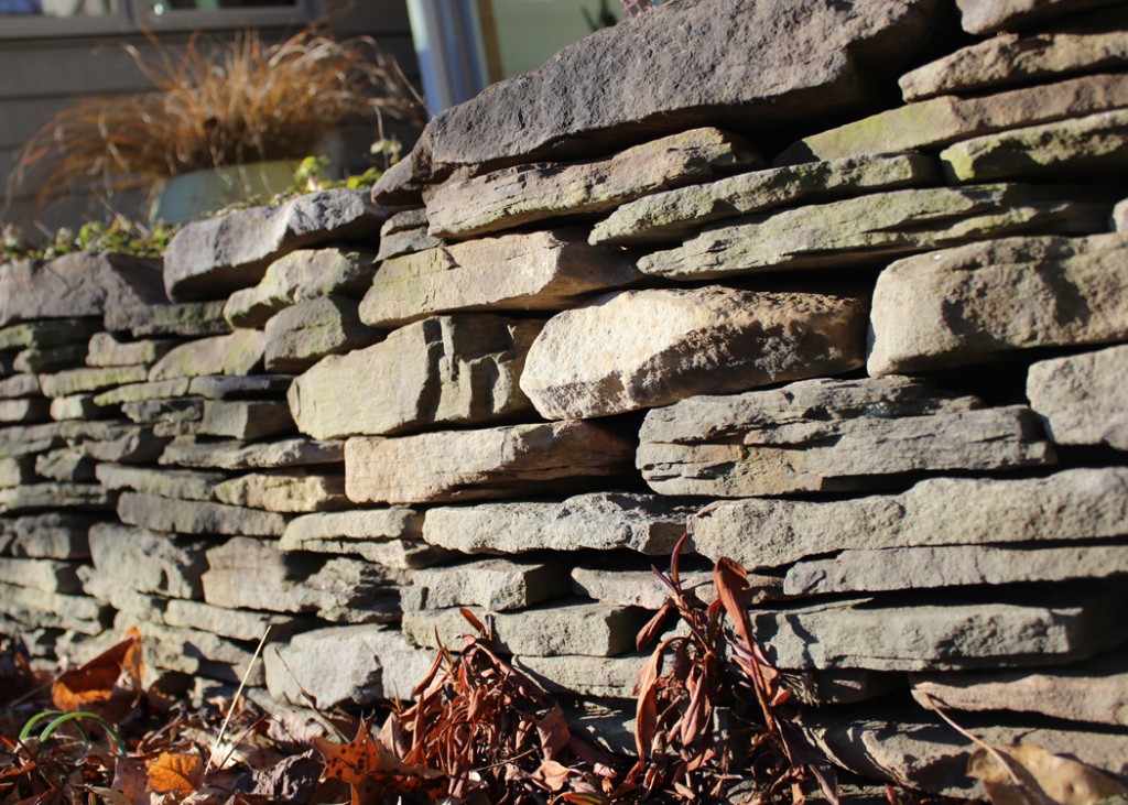 Dryset Field Stone Retaining Wall